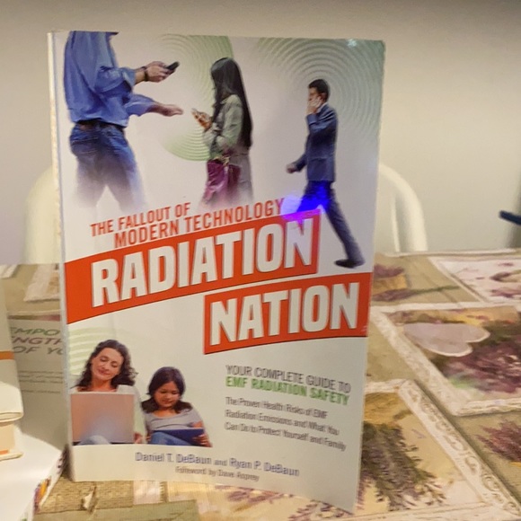 Soft cover book radiation nation complete Guide - Picture 2 of 3